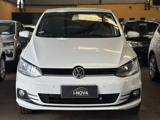 VOLKSWAGEN FOX 1.6 MSI COMFORTLINE 8V FLEX 4P MANUAL VOLKSWAGEN FOX 1.6 MSI COMFORTLINE 8V FLEX 4P MANUAL